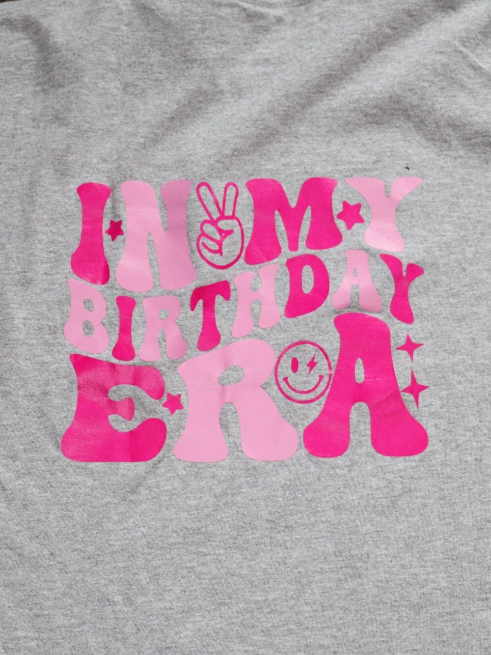 Graphic Gray T-shirt 10th IN MY BIRTHDAY ERA Groovy, Retro-Style Size 10